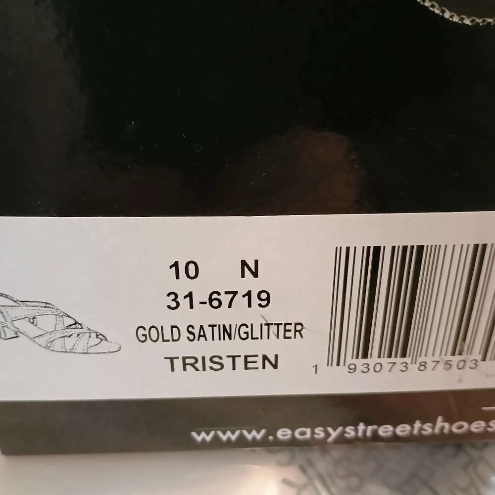 New!! EASY STREET Size 10 gold low heels Dance Flex - Picture 9 of 9